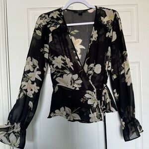 Brand Forever 21, size L color black with with flowers